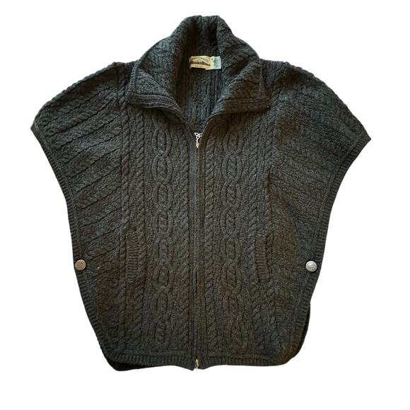 Aran Woolen Mills Batwing Jacket w/ Celtic Knot Zipper Pull Charcoal Gray M/L - Picture 2 of 10